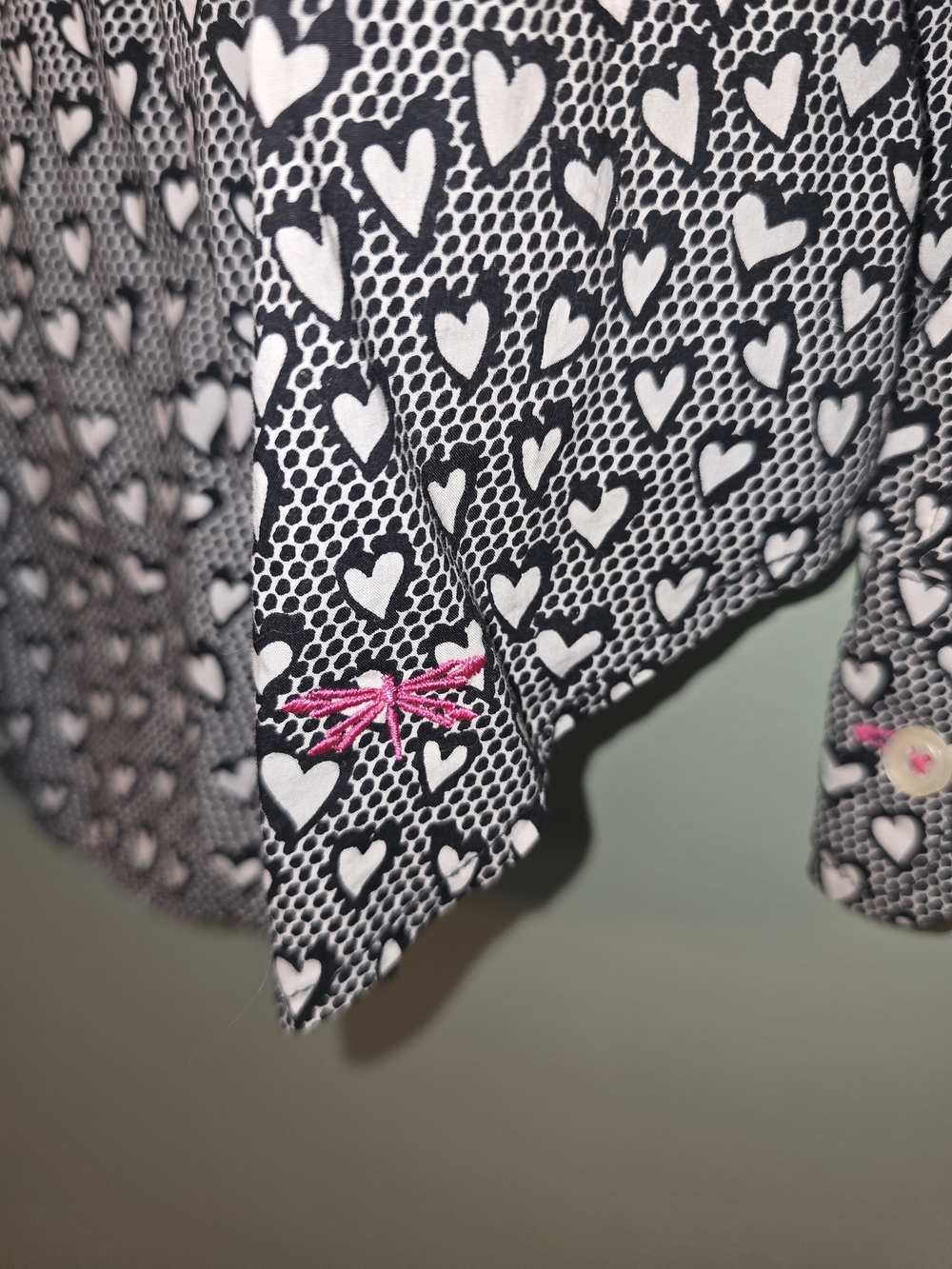 Women's Black Heart-Print Button-Up Shirt - Picture 4 of 4